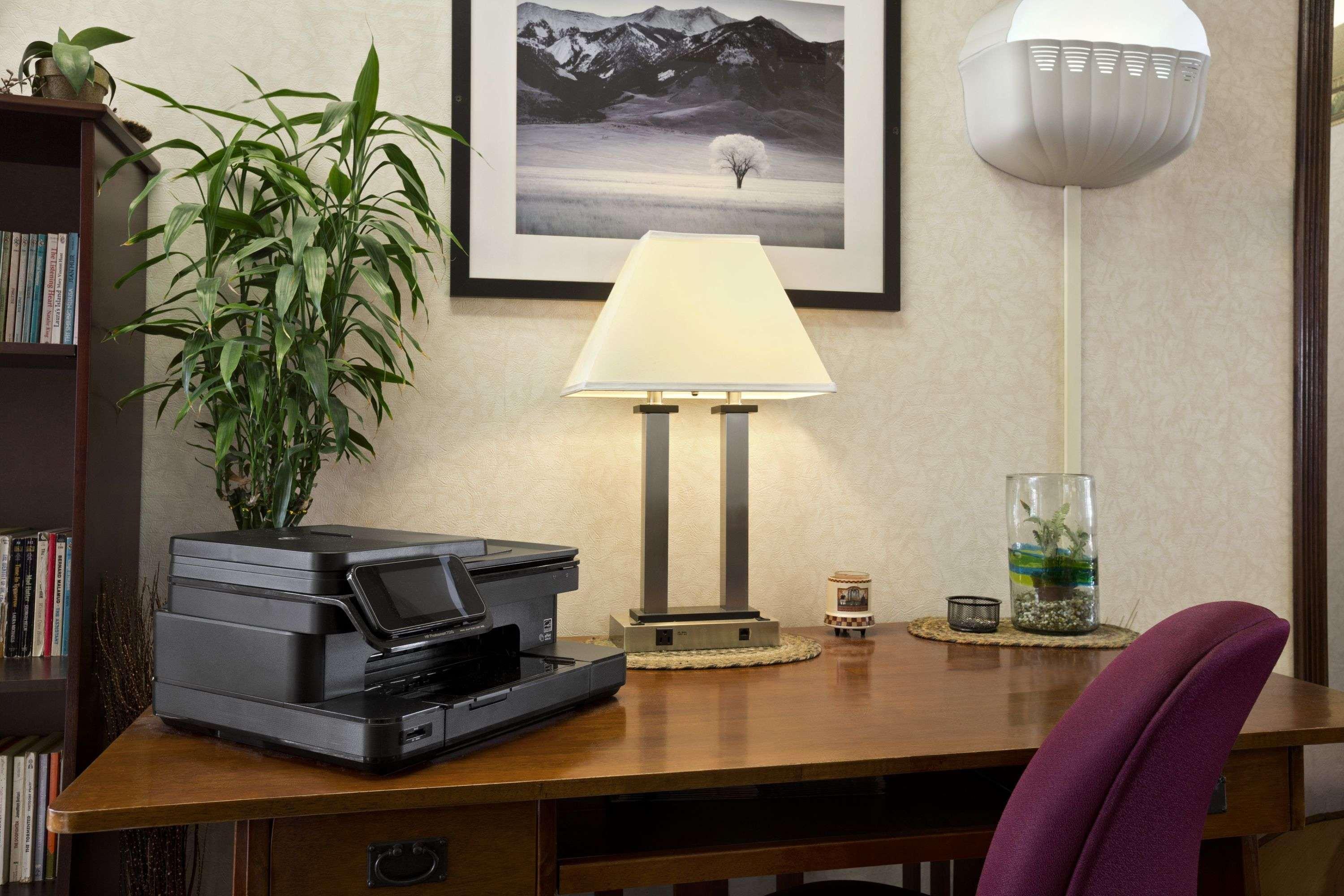 ซูเปอร์ 8 บาย วินด์แฮม สกอตส์บลัฟฟ์ Hotel สก็อตส์บลัฟฟ์ ภายนอก รูปภาพ